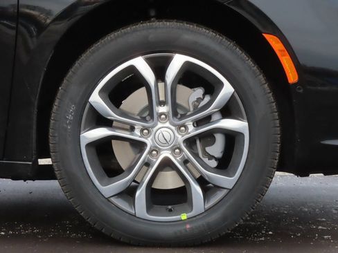 New 2026 Chrysler Pacifica Pinnacle w/ Trailer Tow Group image 18