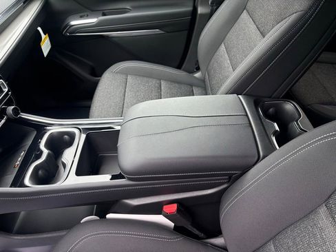 New 2026 Chevrolet Traverse LT w/ LPO, Floor Liner Package FWD image 26