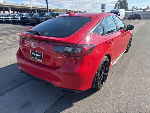 Used 2022 Honda Civic Sport image 6