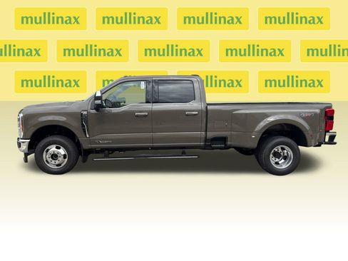 New 2026 Ford F350 King Ranch w/ Chrome Package AWD/4WD image 13
