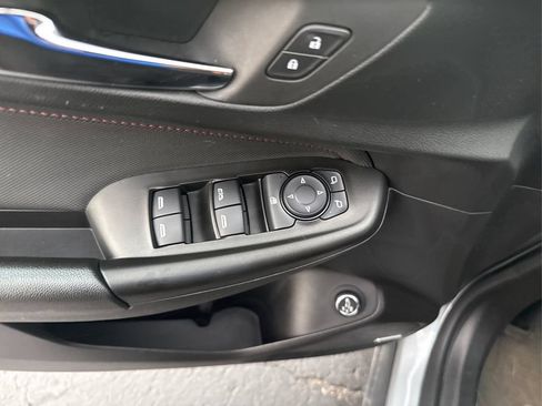 Used 2023 Chevrolet TrailBlazer RS w/ Sun and Liftgate Package FWD image 33