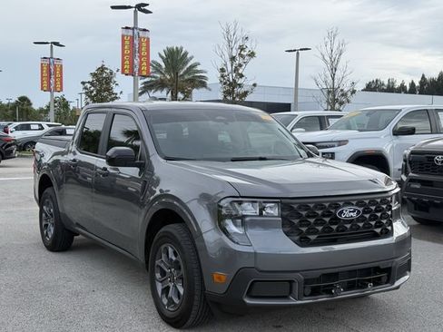 Used 2025 Ford Maverick XLT w/ XLT Luxury Package FWD image 4