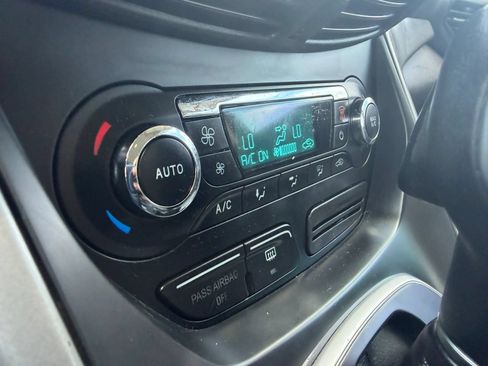 Used 2015 Ford C-MAX SE FWD image 20