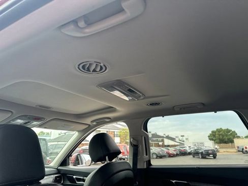 Used 2023 Kia Telluride EX w/ EX Captain's Chair Package FWD image 12