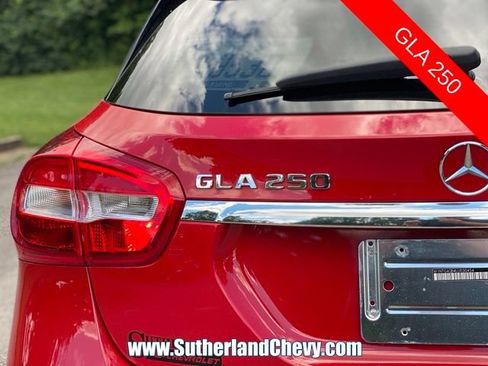 Used 2020 Mercedes-Benz GLA 250 4MATIC image 12