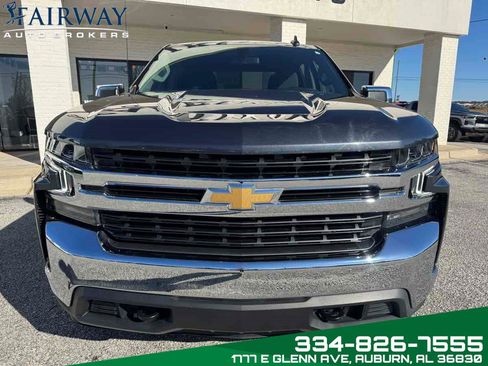 Used 2021 Chevrolet Silverado 1500 LT image 3