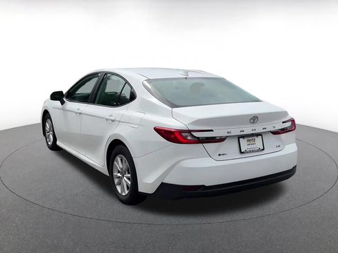 Used 2026 Toyota Camry LE FWD image 10