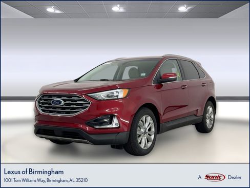 Used 2019 Ford Edge Titanium image 1