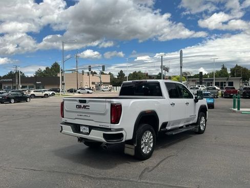 Used 2020 GMC Sierra 2500 Denali w/ Denali Ultimate Package AWD/4WD image 3