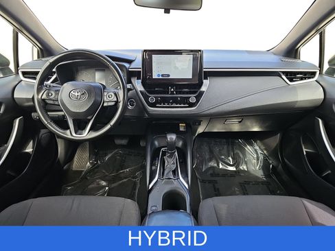 Used 2024 Toyota Corolla SE w/ SE Package FWD image 9