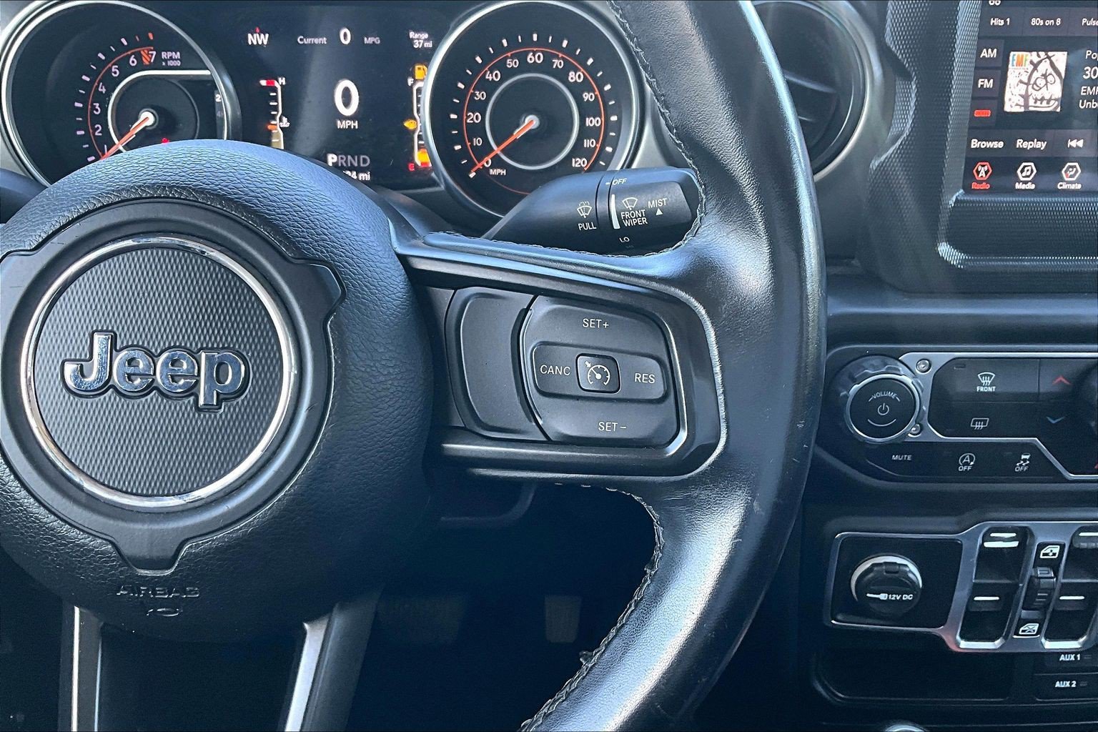 Used 2021 Jeep Gladiator Sport AWD/4WD image 14