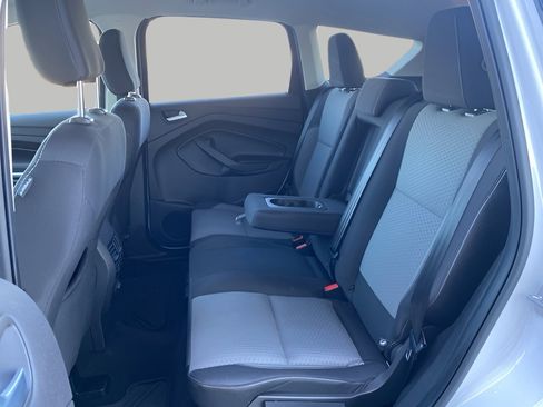 Certified 2019 Ford Escape SE image 11