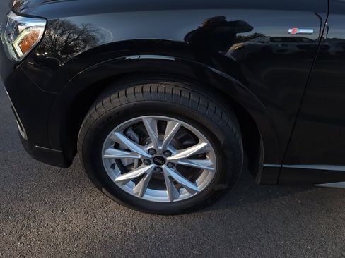 Used 2022 Audi Q3 2.0T Premium Plus image 12