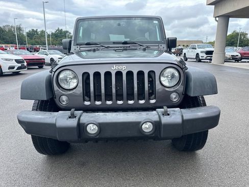 Used 2017 Jeep Wrangler Unlimited Sport w/ Quick Order Package 24S AWD/4WD image 2