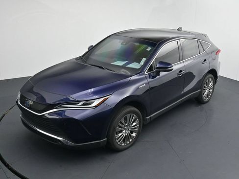 Used 2021 Toyota Venza Limited w/ Carpet Mat Package (TMS) AWD/4WD image 12