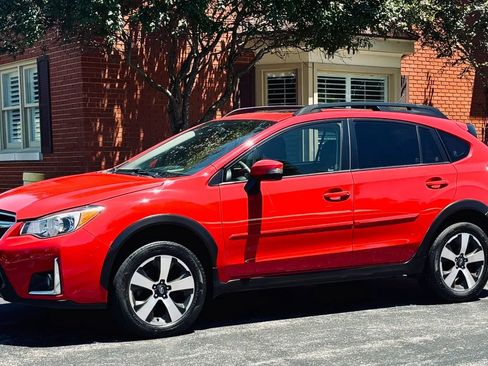 Used 2017 Subaru Crosstrek 2.0i Premium w/ Special Edition AWD/4WD image 6