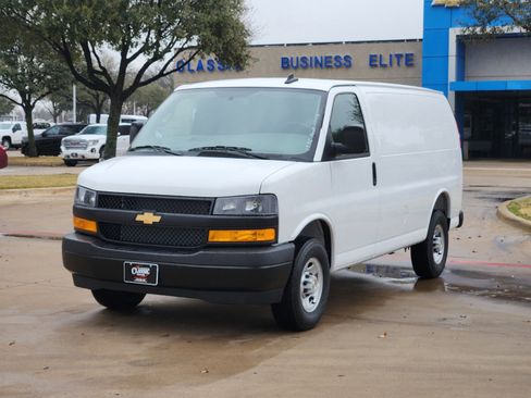 New 2025 Chevrolet Express 2500 w/ Driver Convenience Package image 10