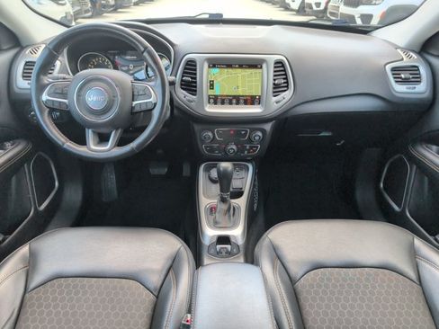 Used 2020 Jeep Compass Latitude w/ Popular Equipment Group AWD/4WD image 27