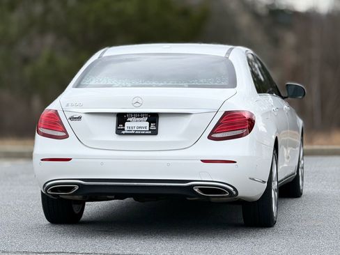 Used 2017 Mercedes-Benz E 300 image 6