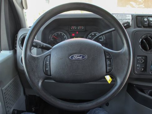 Used 2012 Ford E-450 and Econoline 450 Super Duty w/ Shuttle Bus Prep Pkg image 22