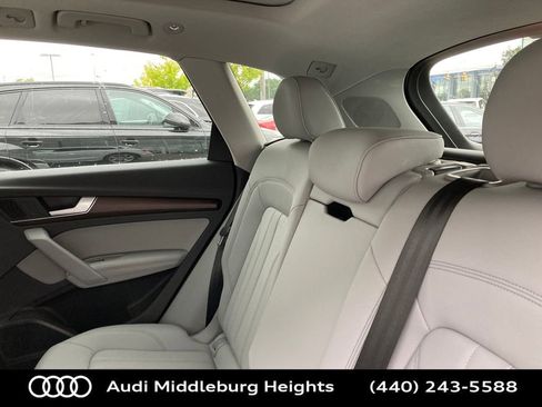 Certified 2022 Audi Q5 2.0T Premium Plus w/ Premium Plus Package image 37