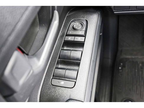 Used 2025 Toyota 4Runner SR5 AWD/4WD image 20