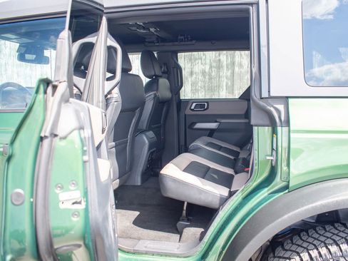 Used 2023 Ford Bronco Wildtrak AWD/4WD image 34
