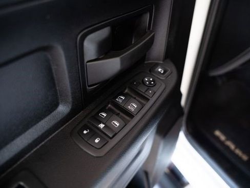 Used 2024 RAM 3500 Tradesman w/ Chrome Appearance Group image 16