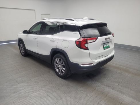 Used 2024 GMC Terrain SLT FWD image 5