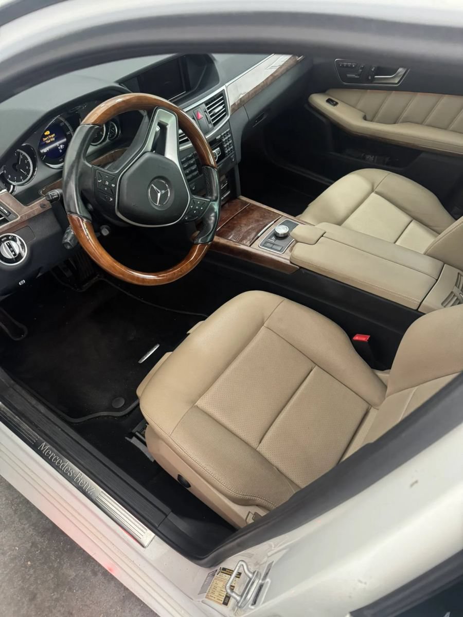Used 2013 Mercedes-Benz E 350 Sedan image 20
