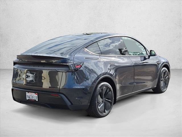 Used 2026 Tesla Model Y 2WD image 5