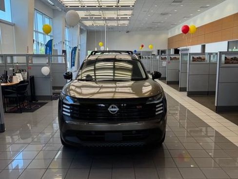 Used 2020 Ford Edge SE AWD/4WD image 7