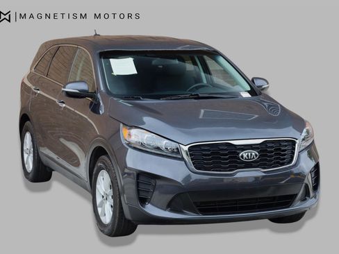 Used 2019 Kia Sorento FWD image 6