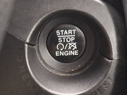 Used 2018 Jeep Renegade Sport w/ Power & Air Group AWD/4WD image 22