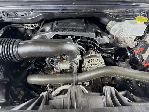 Used 2019 RAM 1500 Big Horn RWD image 27