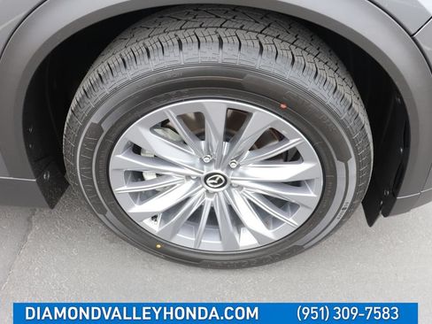 Used 2024 MAZDA CX-90 Plug-In Hybrid w/ Preferred AWD/4WD image 36