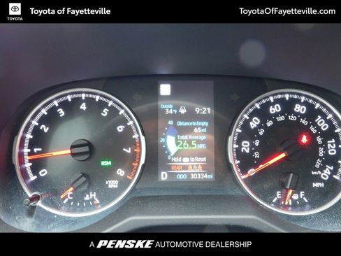 Certified 2022 Toyota RAV4 XLE Premium image 6