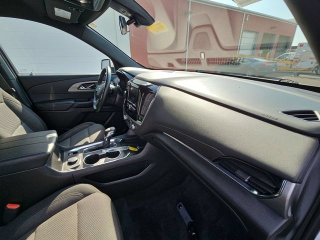Used 2023 Chevrolet Traverse LT FWD image 31