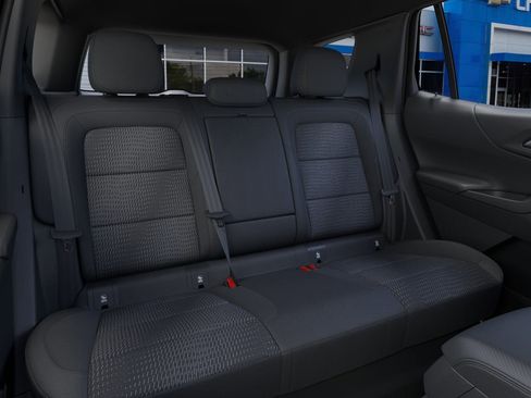 New 2026 Chevrolet Equinox LT image 17
