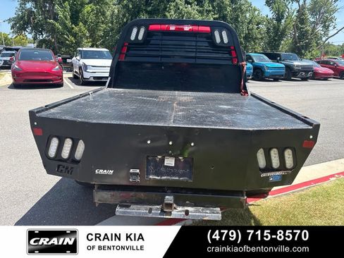 Used 2018 RAM 3500 Tradesman w/ Chrome Appearance Group AWD/4WD image 7