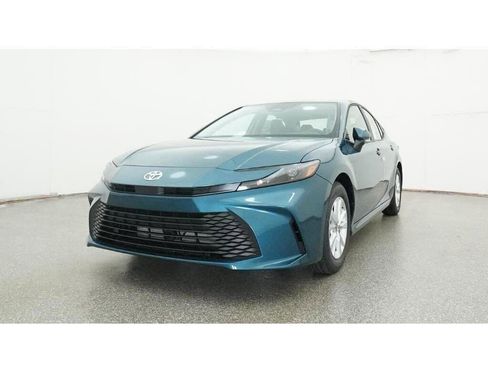 New 2026 Toyota Camry LE image 39