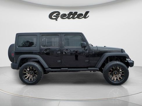 Used 2018 Jeep Wrangler Unlimited Sport AWD/4WD image 4