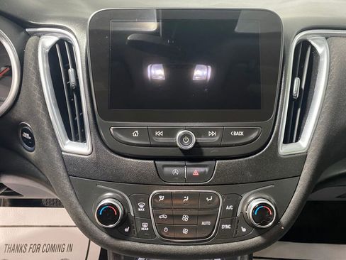 Used 2021 Chevrolet Malibu LT image 7