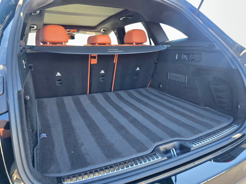 Used 2023 Mercedes-Benz GLC 300 4MATIC w/ Pinnacle Trim Package image 21