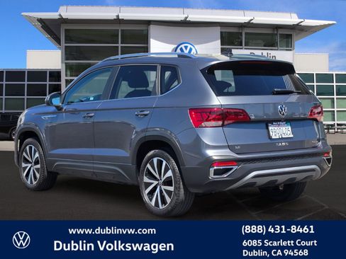 Used 2022 Volkswagen Taos SE AWD/4WD image 6