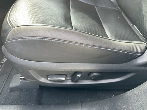 Used 2019 INFINITI QX50 Essential w/ Premium Heat Package image 14