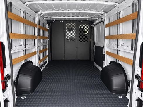 Used 2025 RAM ProMaster 2500 w/ U-Haul Equipment Group FWD image 10