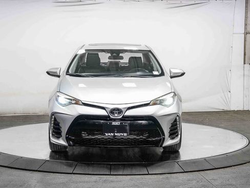 Certified 2017 Toyota Corolla XSE FWD image 4
