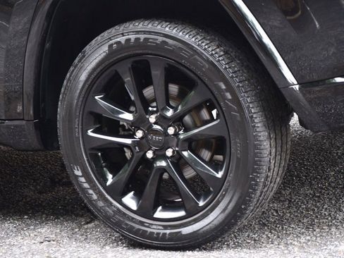 Used 2020 Jeep Grand Cherokee Altitude image 7