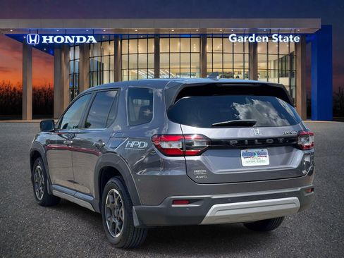 Certified 2024 Honda Pilot EX-L image 4